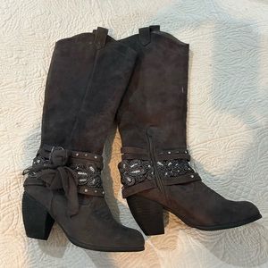 Western Style Boots